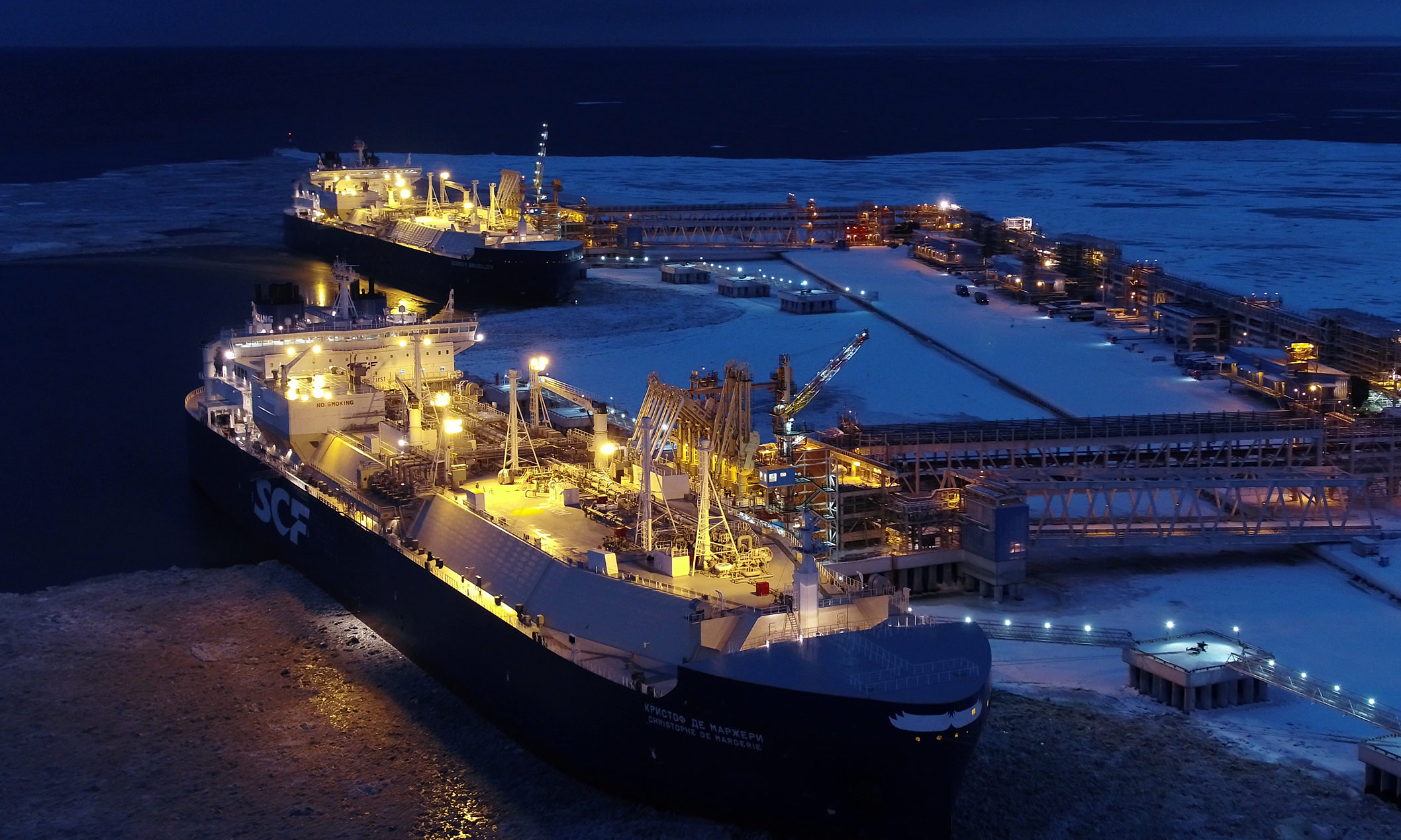 Tàu chở LNG  tại bán đảo Yamal vào 2019. Ảnh: Novatek