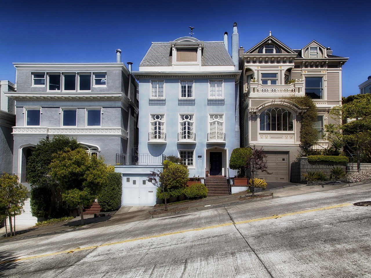 Một số ngôi nhà ở San Francisco, Mỹ. Ảnh: Pixabay