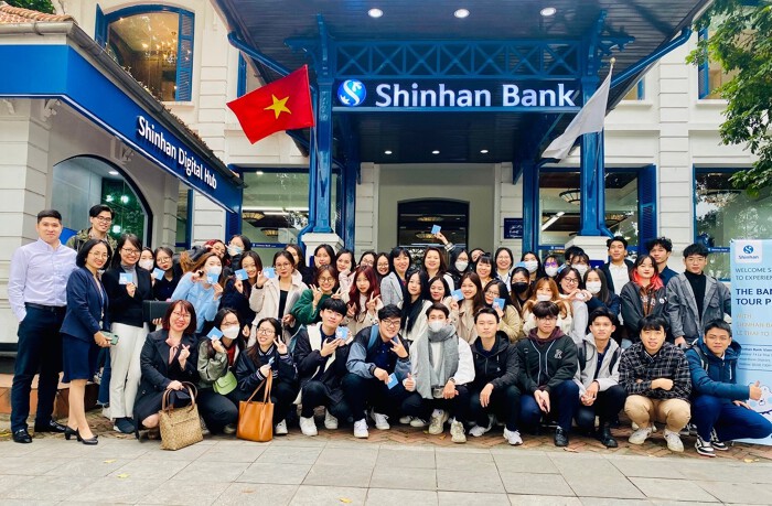 shinhan-bank-3-20231202204334215.jpg