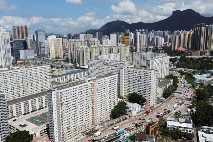 hong-kong-1-3726-1709130146-5445-1710841903 Nhà ở xã hội và các chung cư ở Hong Kong (Trung Quốc). Ảnh: Reuters