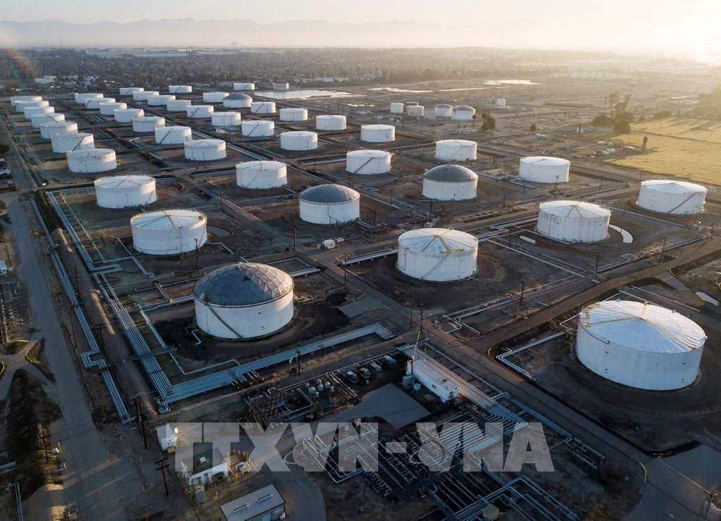 105911 gia dau tho the gioi tang hon 3 do cang thang leo thang o trung dong